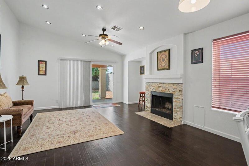 15-Family Room