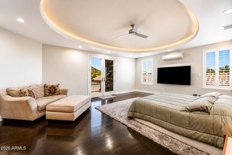 Luxury Primary Bedroom