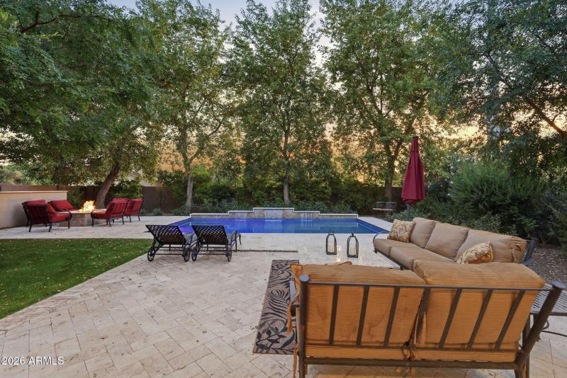 10,130 SQFT Lot