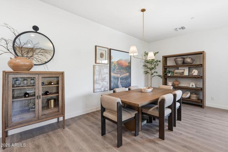 018_Dining Room