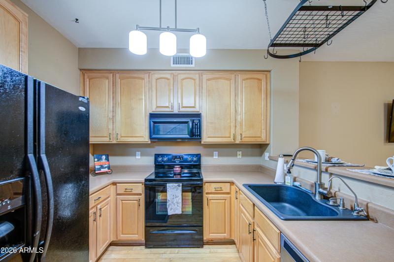 Kitchen 4