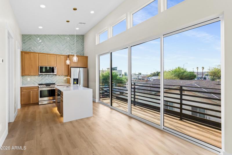 1115 S Montezuma Ave-30