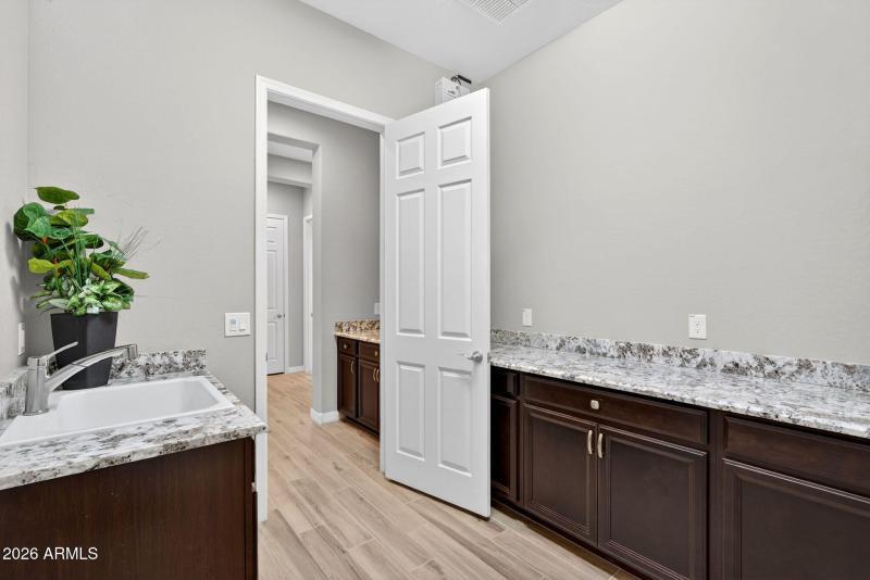 63-web-or-mls-024Blossom Way