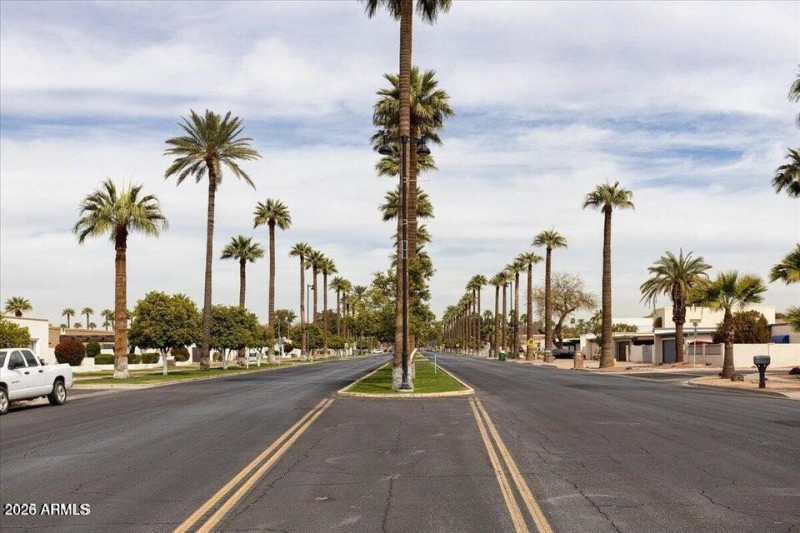 LP Street View