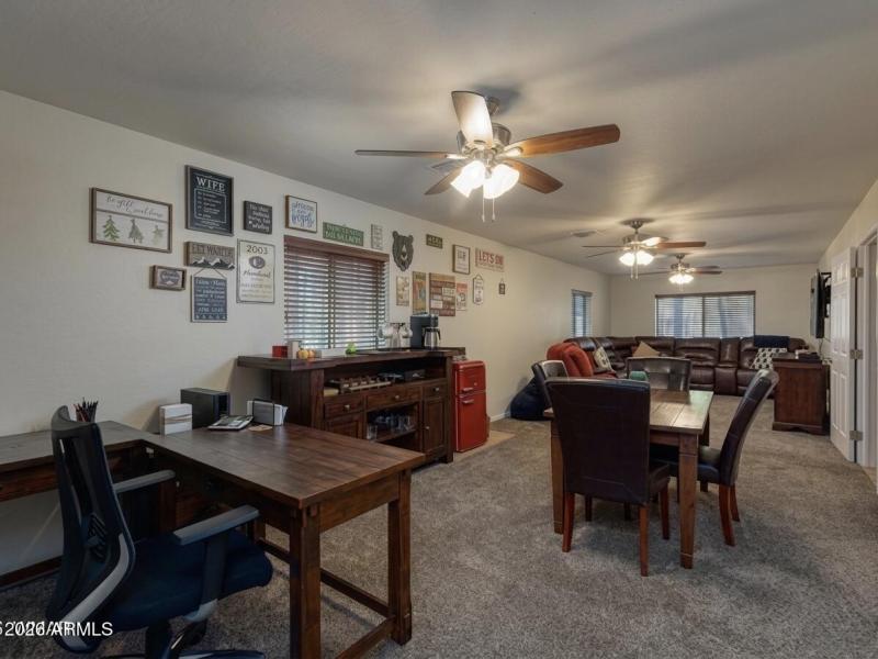 Multi-purpose room; potential bedroom