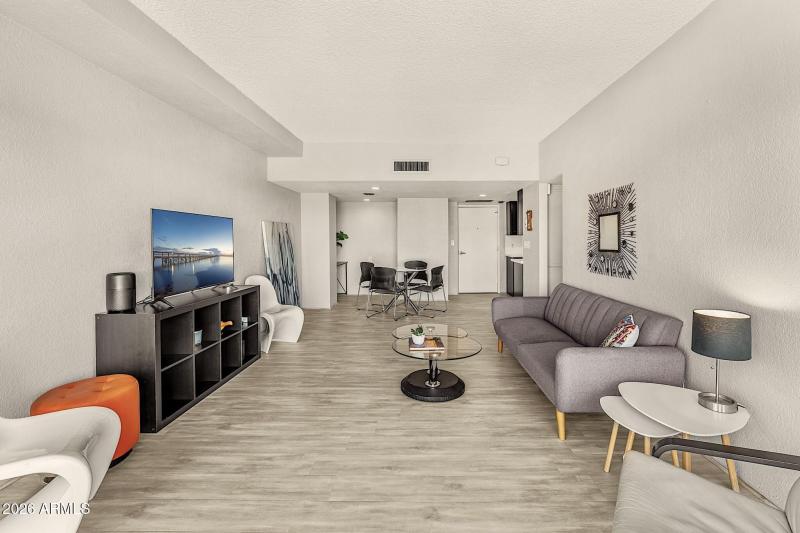9-805 N 4th Ave 609-DSC09961-HDR