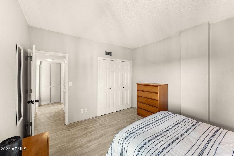 16-805 N 4th Ave 609-DSC00012-HDR
