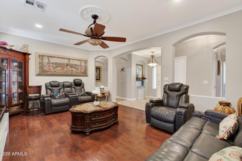 8629 W JENAN DR