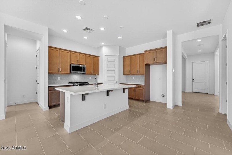 hj-az-phoenix-ellsworth-ranch-landmark-a