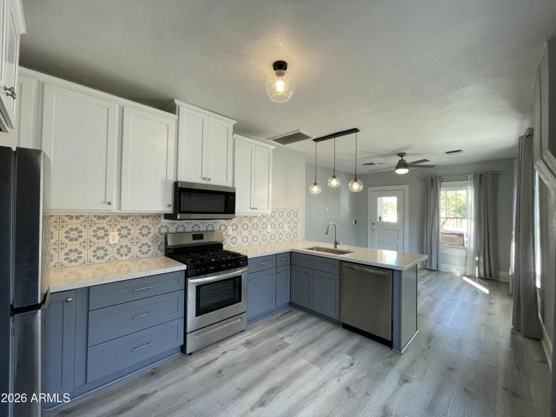 1329 Kitchen