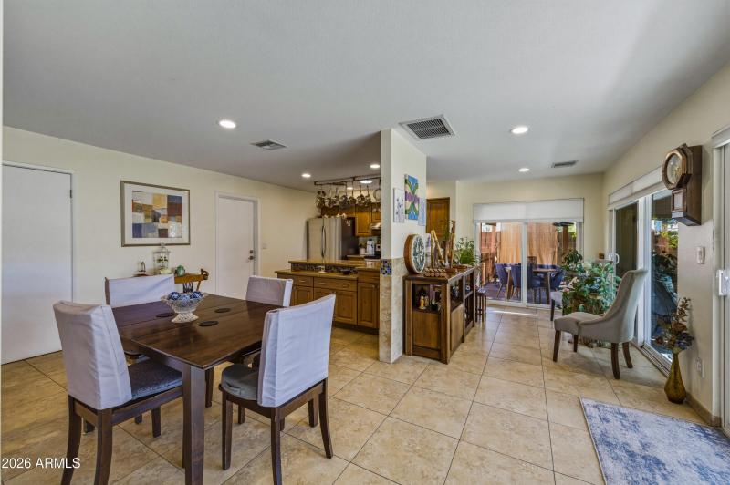 10020 S 46th Pl-215