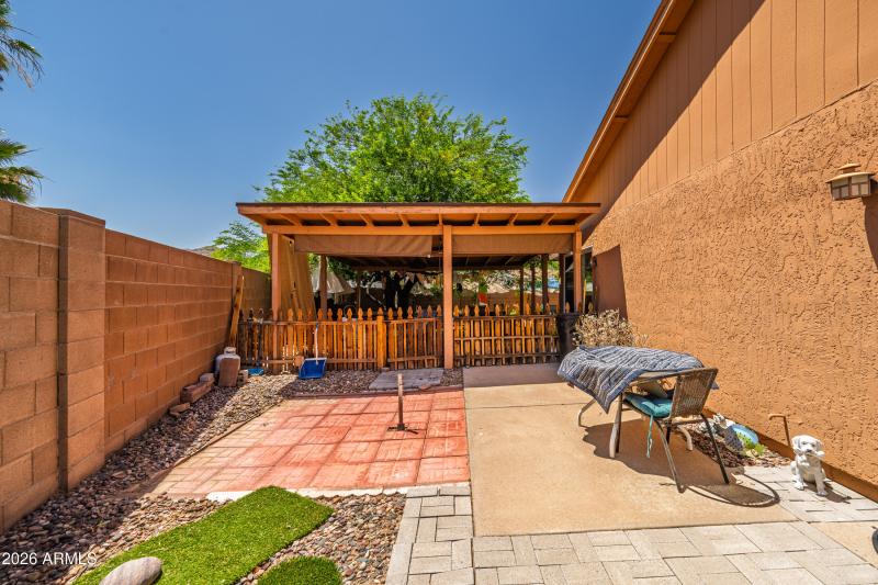10020 S 46th Pl-106
