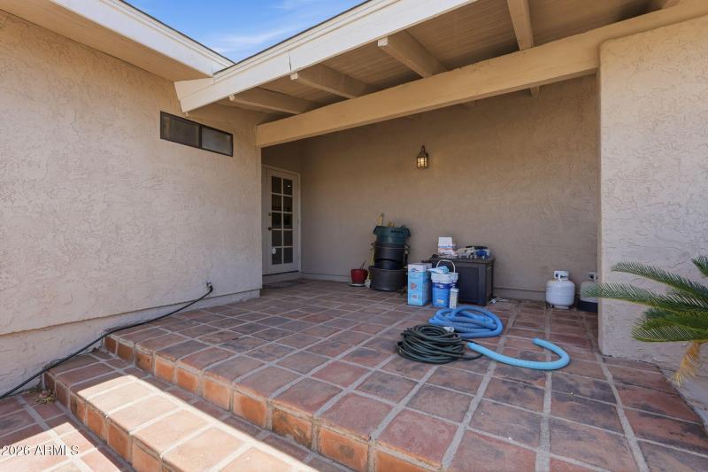 041_Rear Patio 1