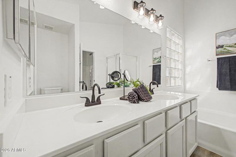 13- 2466 S Revolta, Mesa 85209