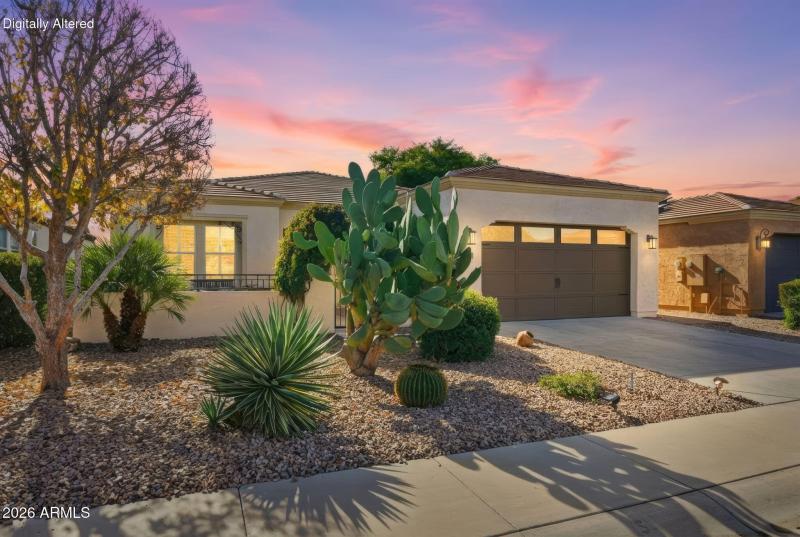 837 E Vesper Trail