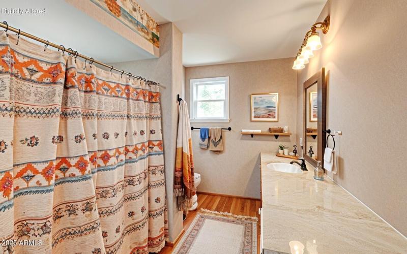 Main level bathroom VE-17