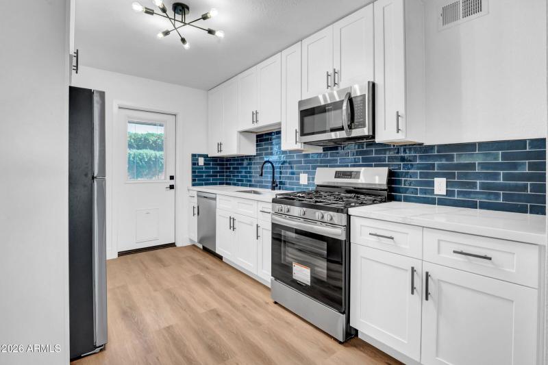 10-custom-4324 N 13th Pl-10