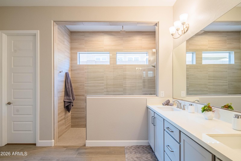 Huge primary bath