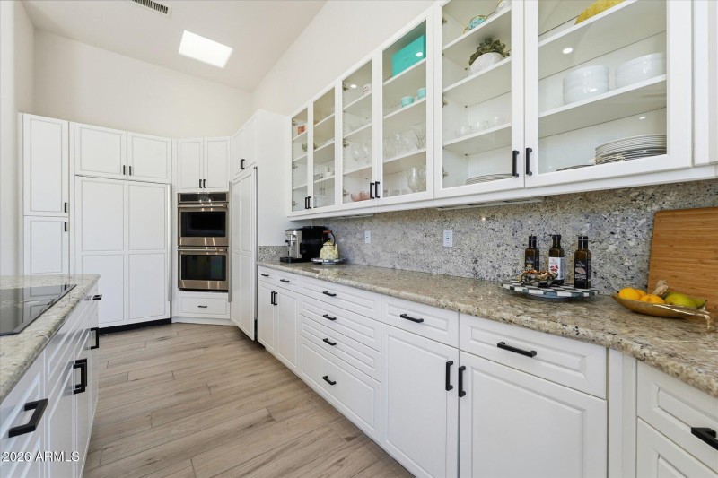 21-017-kitchen