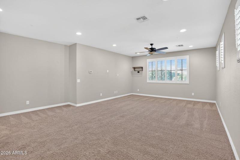 27-web-or-mls-061E Bellerive Pl