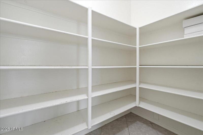 12-3038 W Lynne Ln_RedHogMedia