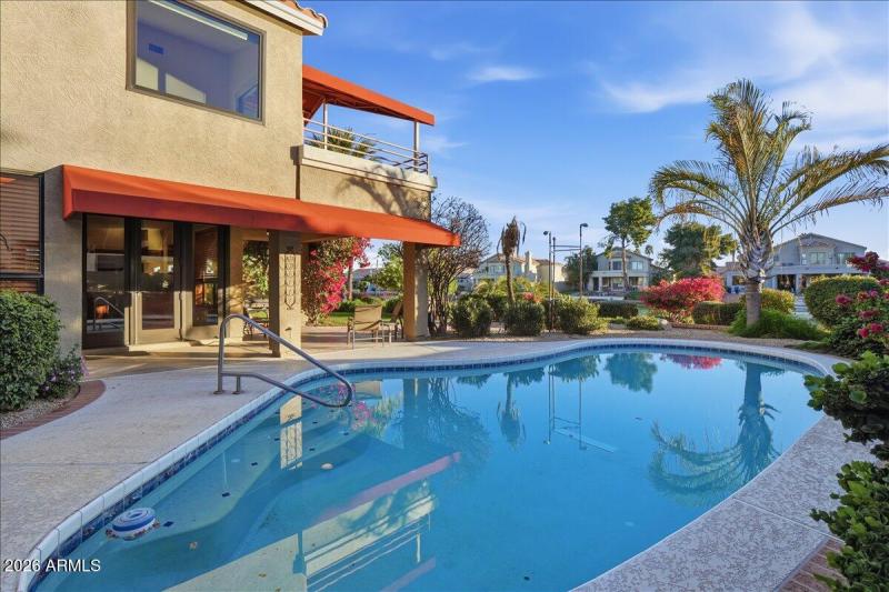 11-1819 E Catamaran Dr_RedHogMedia