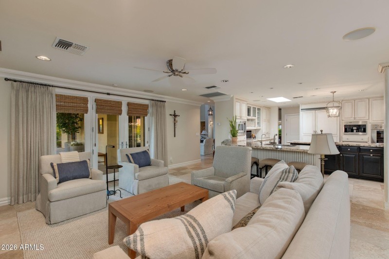 Floor to Ceiling Windows