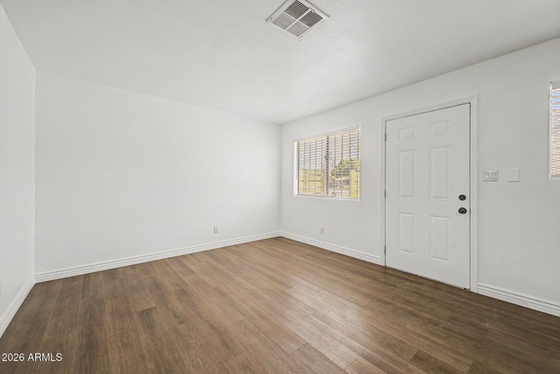 11 - Adams 1438