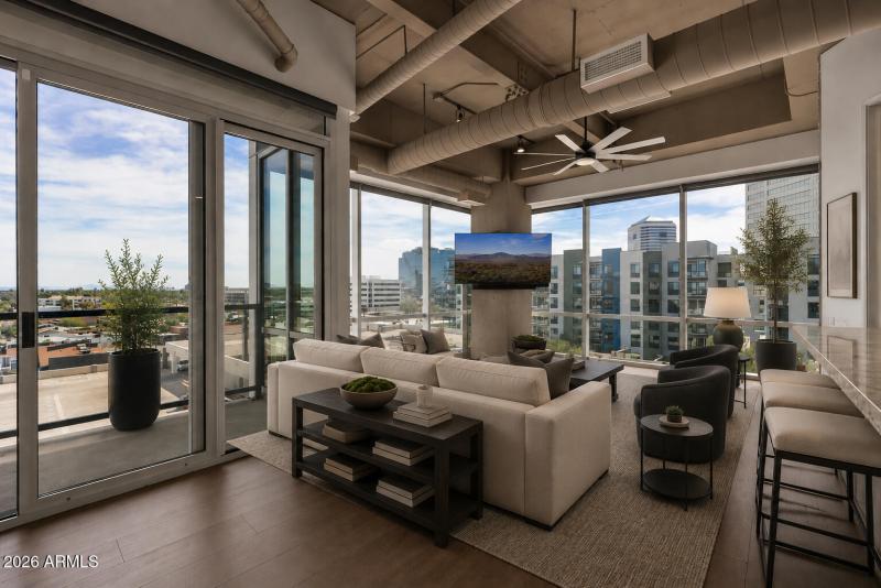 Great Room + Camelback Views Virtual Sta