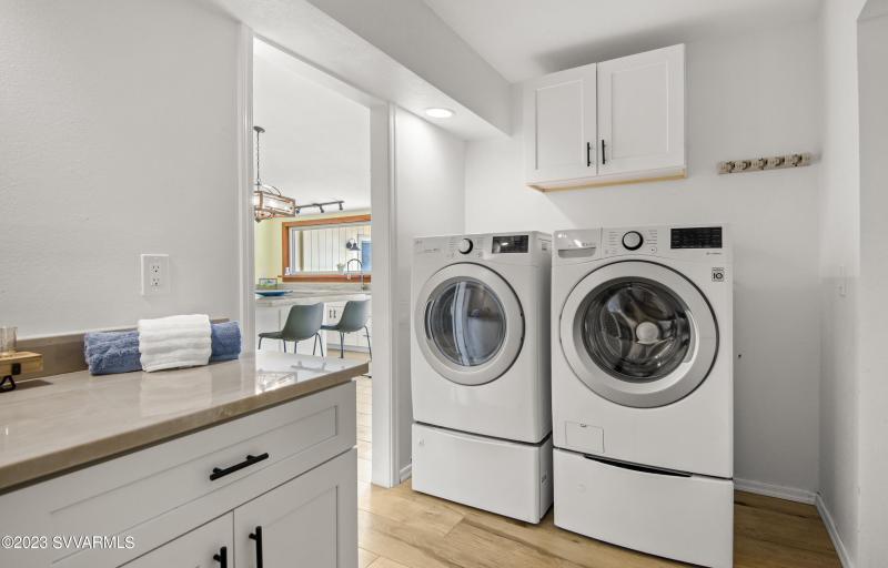 032_Laundry Room!