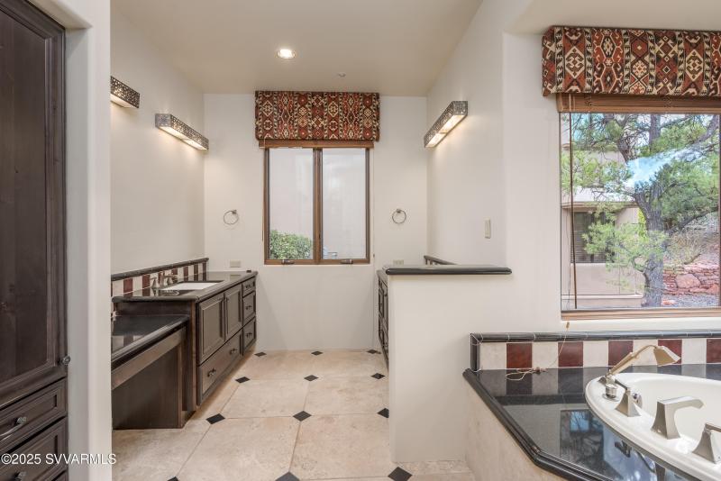 3885 Positano Pl Sedona AZ-37