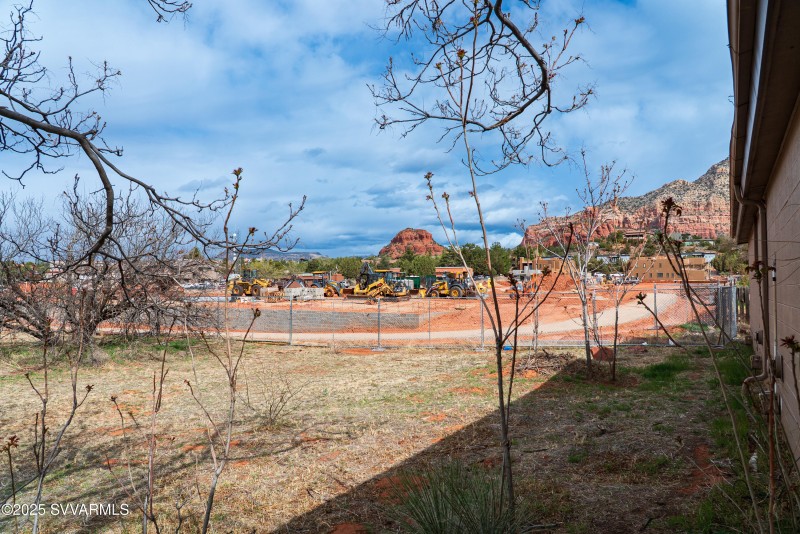 JL_2782SR89A-exteriors-06