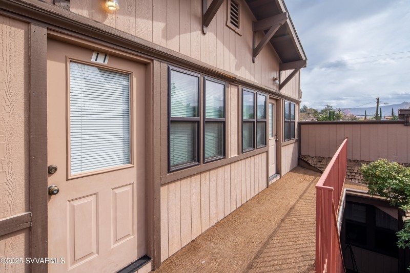 JL_2782SR89A-exteriors-17