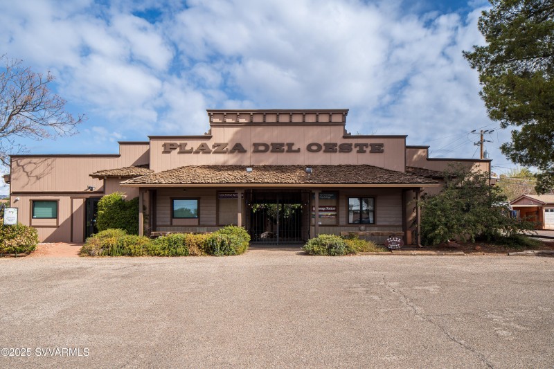 JL_2782SR89A-exteriors-01