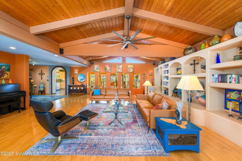 550 El Camino Rd-8