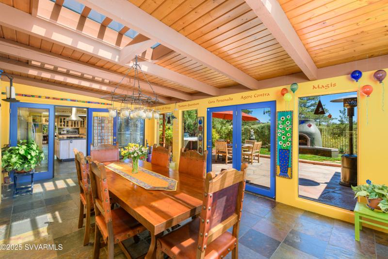 550 El Camino Rd-20