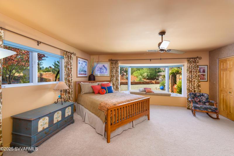 550 El Camino Rd-24