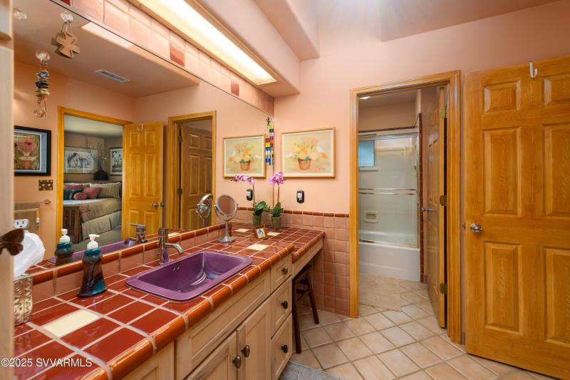 550 El Camino Rd-27