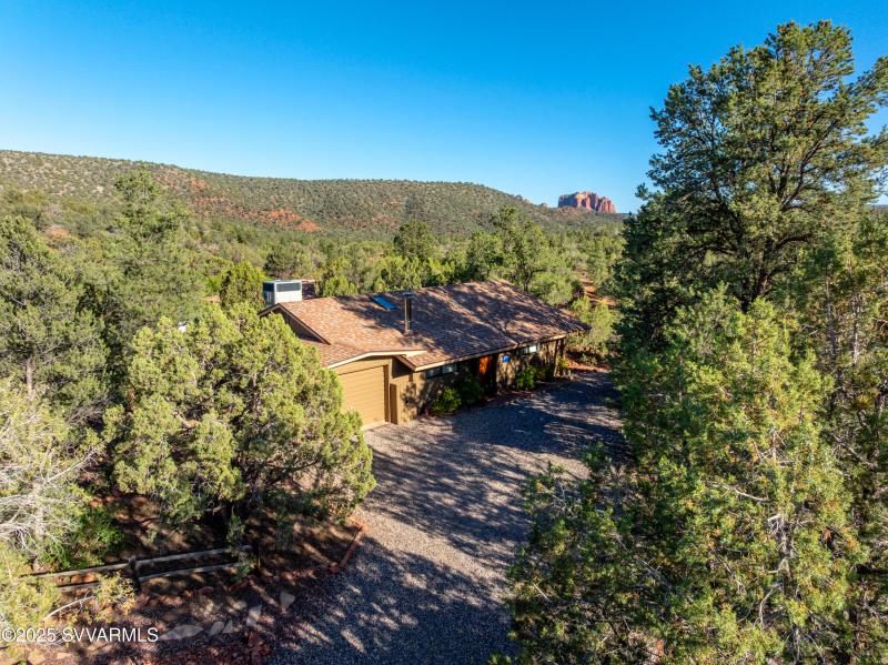550 El Camino Rd-54