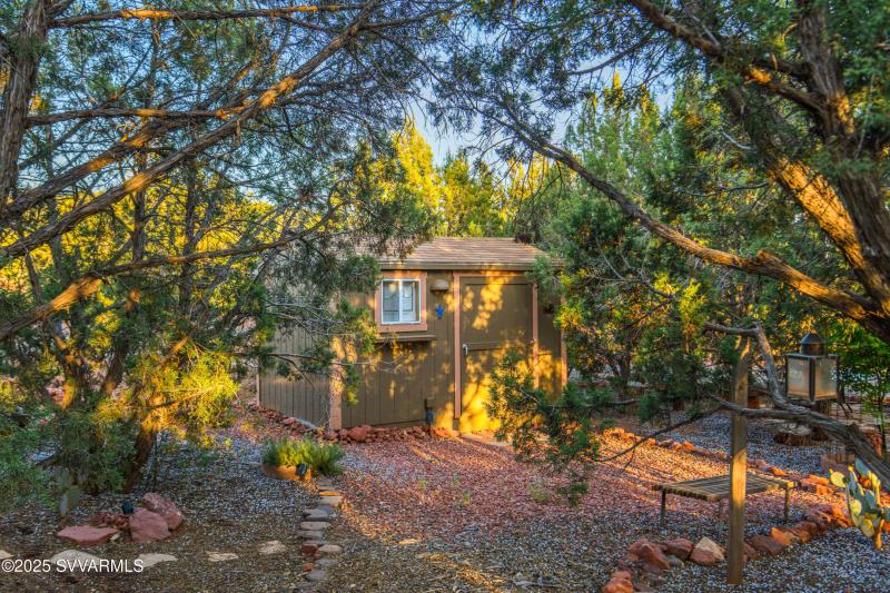 550 El Camino Rd-65