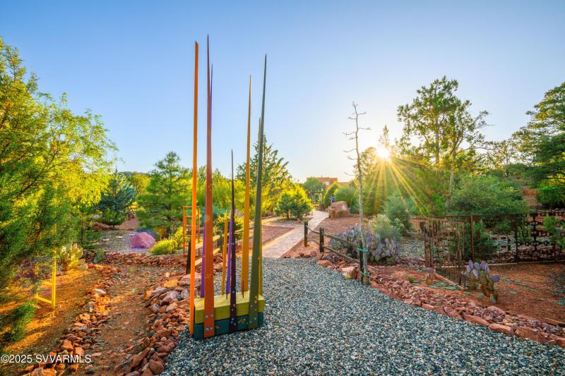 550 El Camino Rd-66