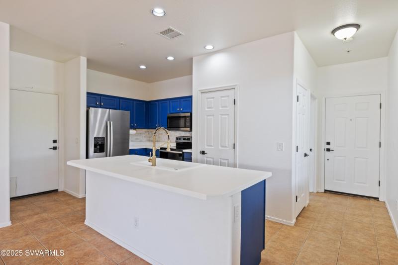 024-Kitchen