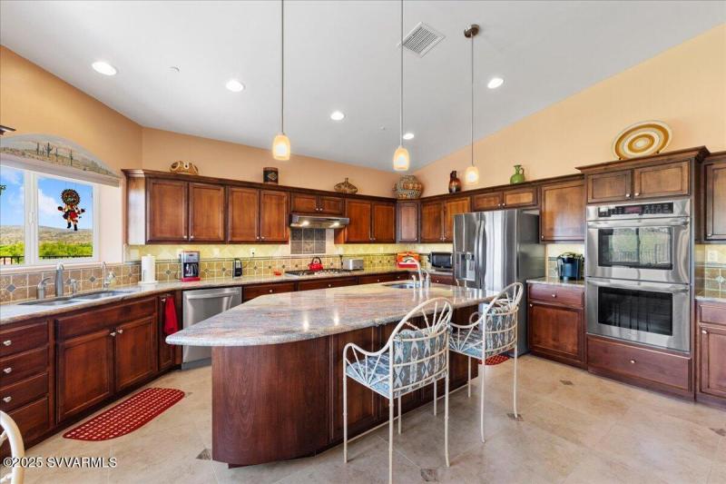 07-Kitchen