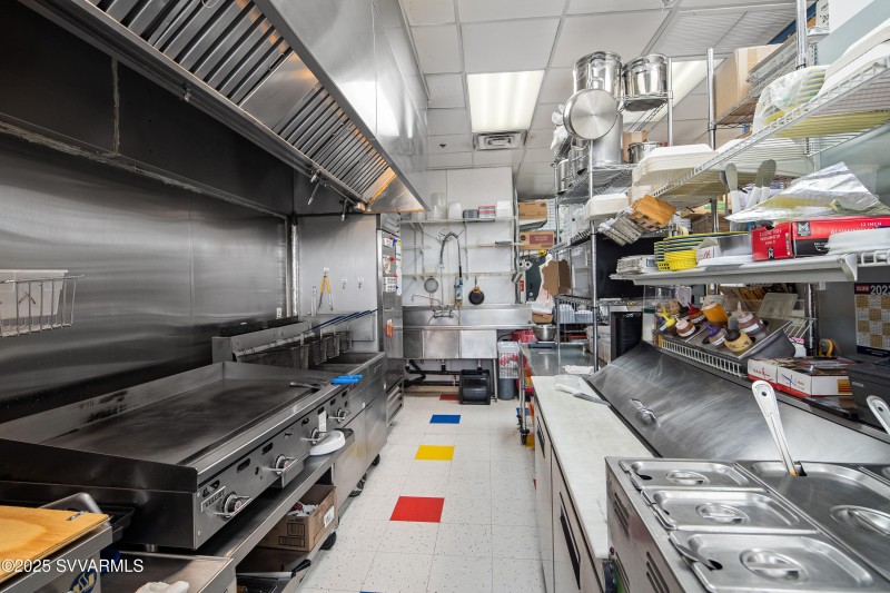 JL_280MainSt-UnitJ-interiors-14