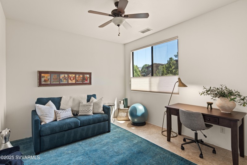 office/yoga space