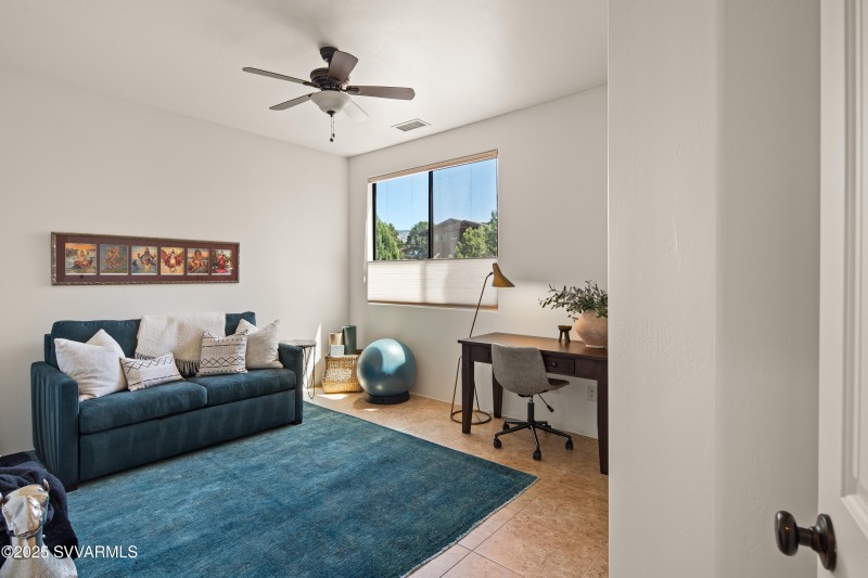 office/yoga space