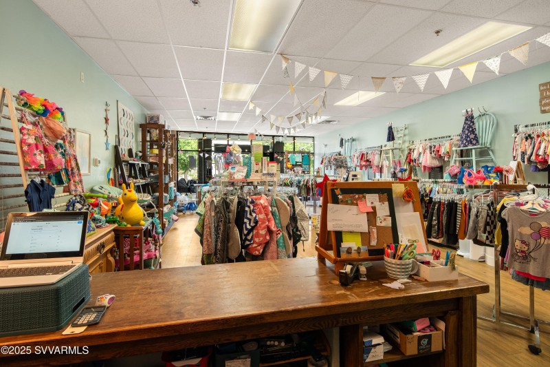 JL_280MainSt-UnitF-interiors-08