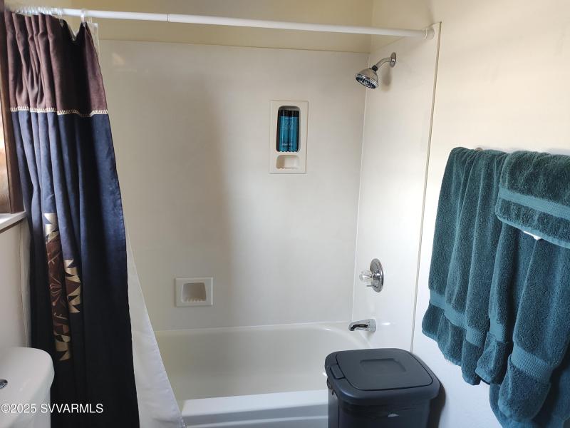 2nd bathroom