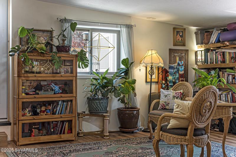 8 OFFICE_MEDITATION E