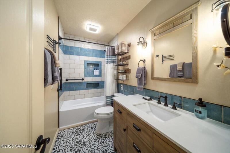 20-925 N 2nd-0220